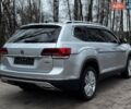Серый Фольксваген Atlas, объемом двигателя 3.6 л и пробегом 145 тыс. км за 20500 $, фото 23 на Automoto.ua