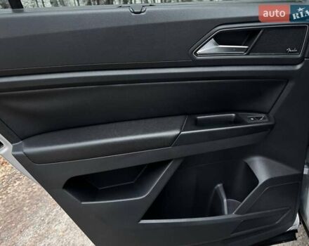 Серый Фольксваген Atlas, объемом двигателя 3.6 л и пробегом 145 тыс. км за 20500 $, фото 42 на Automoto.ua