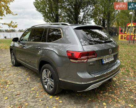 Фольксваген Atlas 2018 в Черкассах на Automoto.ua Серый Фольксваген Atlas, объемом двигателя 3.6 л и пробегом 145 тыс. км за 25700 $, фото 7 на Automoto.ua