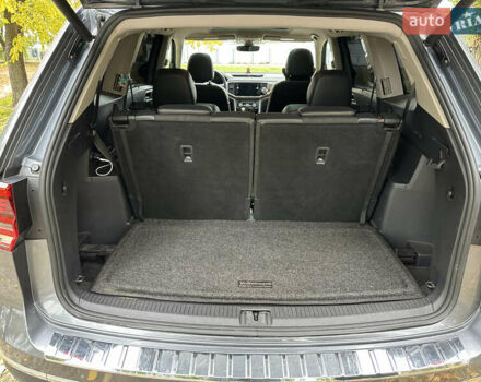 Фольксваген Atlas 2018 в Черкассах на Automoto.ua Серый Фольксваген Atlas, объемом двигателя 3.6 л и пробегом 145 тыс. км за 25700 $, фото 19 на Automoto.ua