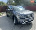 Сірий Фольксваген Atlas, об'ємом двигуна 3.6 л та пробігом 143 тис. км за 22500 $, фото 3 на Automoto.ua