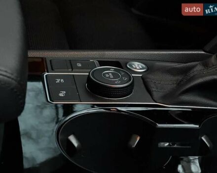 Серый Фольксваген Atlas, объемом двигателя 3.6 л и пробегом 145 тыс. км за 20500 $, фото 35 на Automoto.ua