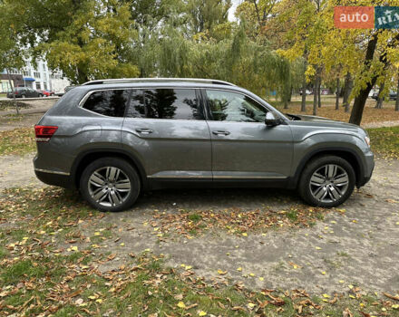 Фольксваген Atlas 2018 в Черкассах на Automoto.ua Серый Фольксваген Atlas, объемом двигателя 3.6 л и пробегом 145 тыс. км за 25700 $, фото 4 на Automoto.ua