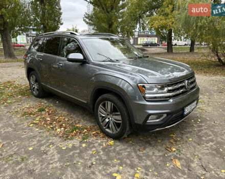 Фольксваген Atlas 2018 в Черкассах на Automoto.ua Серый Фольксваген Atlas, объемом двигателя 3.6 л и пробегом 145 тыс. км за 25700 $, фото 3 на Automoto.ua