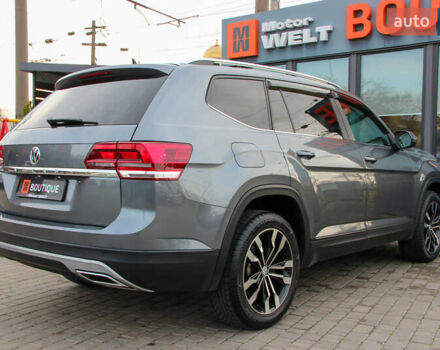 Серый Фольксваген Atlas, объемом двигателя 2 л и пробегом 128 тыс. км за 18500 $, фото 12 на Automoto.ua