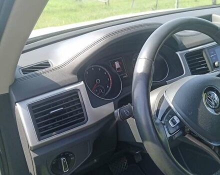 Серый Фольксваген Atlas, объемом двигателя 3.6 л и пробегом 108 тыс. км за 20500 $, фото 12 на Automoto.ua