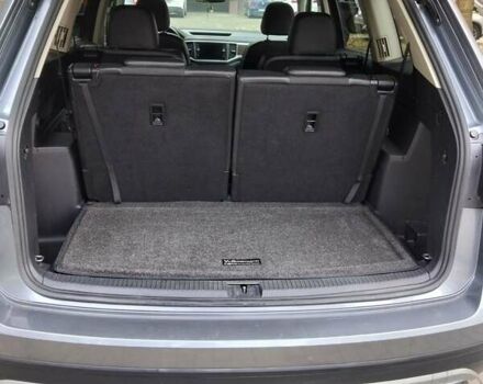 Серый Фольксваген Atlas, объемом двигателя 2 л и пробегом 87 тыс. км за 21400 $, фото 9 на Automoto.ua