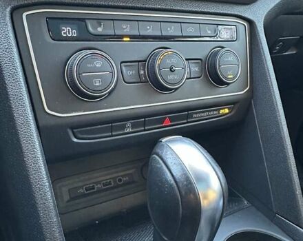 Серый Фольксваген Atlas, объемом двигателя 1.98 л и пробегом 95 тыс. км за 25300 $, фото 8 на Automoto.ua