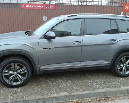 Серый Фольксваген Atlas, объемом двигателя 3.6 л и пробегом 47 тыс. км за 22500 $, фото 4 на Automoto.ua