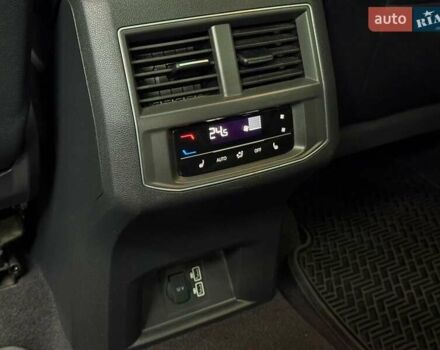 Серый Фольксваген Atlas, объемом двигателя 3.6 л и пробегом 59 тыс. км за 25700 $, фото 37 на Automoto.ua