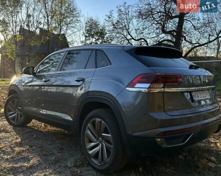 Серый Фольксваген Atlas, объемом двигателя 1.98 л и пробегом 95 тыс. км за 25300 $, фото 11 на Automoto.ua