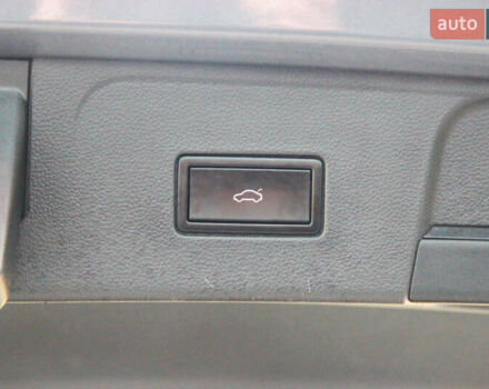 Серый Фольксваген Atlas, объемом двигателя 2 л и пробегом 128 тыс. км за 18500 $, фото 43 на Automoto.ua