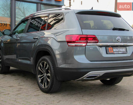 Серый Фольксваген Atlas, объемом двигателя 2 л и пробегом 128 тыс. км за 18500 $, фото 11 на Automoto.ua
