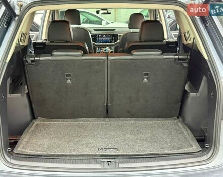 Серый Фольксваген Atlas, объемом двигателя 3.6 л и пробегом 59 тыс. км за 25700 $, фото 38 на Automoto.ua