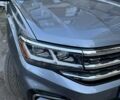 Серый Фольксваген Atlas, объемом двигателя 1.98 л и пробегом 95 тыс. км за 25300 $, фото 4 на Automoto.ua