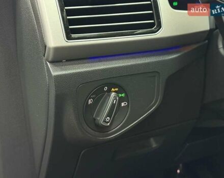 Серый Фольксваген Atlas, объемом двигателя 3.6 л и пробегом 59 тыс. км за 25700 $, фото 19 на Automoto.ua