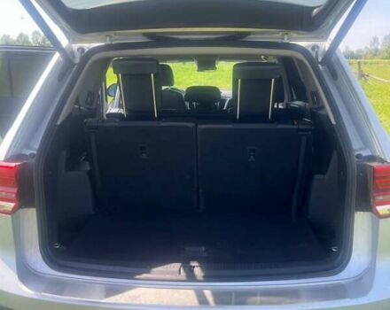 Серый Фольксваген Atlas, объемом двигателя 3.6 л и пробегом 108 тыс. км за 20500 $, фото 6 на Automoto.ua