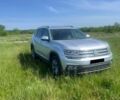 Серый Фольксваген Atlas, объемом двигателя 3.6 л и пробегом 108 тыс. км за 20500 $, фото 2 на Automoto.ua