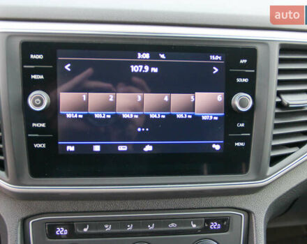 Серый Фольксваген Atlas, объемом двигателя 2 л и пробегом 128 тыс. км за 18500 $, фото 26 на Automoto.ua