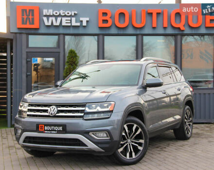 Серый Фольксваген Atlas, объемом двигателя 2 л и пробегом 128 тыс. км за 18500 $, фото 1 на Automoto.ua