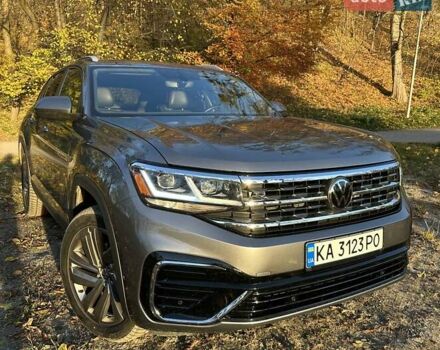 Серый Фольксваген Atlas, объемом двигателя 1.98 л и пробегом 95 тыс. км за 25300 $, фото 10 на Automoto.ua