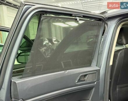 Серый Фольксваген Atlas, объемом двигателя 3.6 л и пробегом 59 тыс. км за 25700 $, фото 30 на Automoto.ua