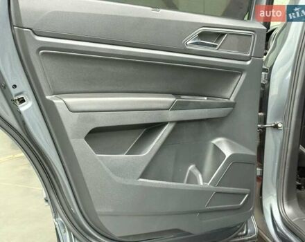 Серый Фольксваген Atlas, объемом двигателя 3.6 л и пробегом 59 тыс. км за 25700 $, фото 25 на Automoto.ua