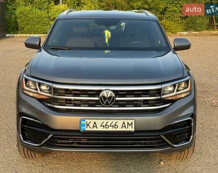 Сірий Фольксваген Atlas, об'ємом двигуна 1.98 л та пробігом 68 тис. км за 27000 $, фото 2 на Automoto.ua