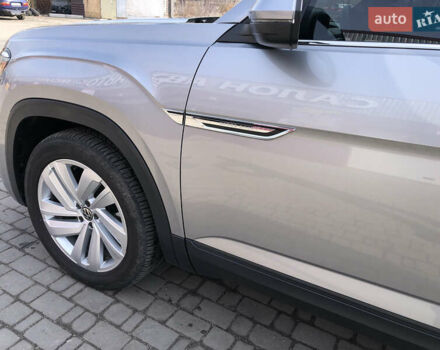 Сірий Фольксваген Atlas, об'ємом двигуна 3.6 л та пробігом 98 тис. км за 32500 $, фото 7 на Automoto.ua