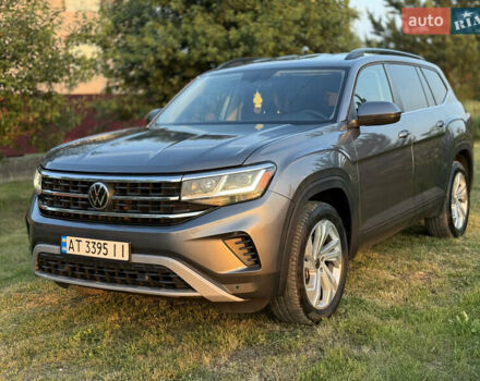 Сірий Фольксваген Atlas, об'ємом двигуна 3.6 л та пробігом 101 тис. км за 25900 $, фото 19 на Automoto.ua