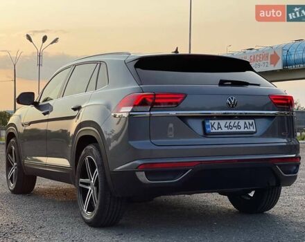 Сірий Фольксваген Atlas, об'ємом двигуна 1.98 л та пробігом 68 тис. км за 27000 $, фото 4 на Automoto.ua