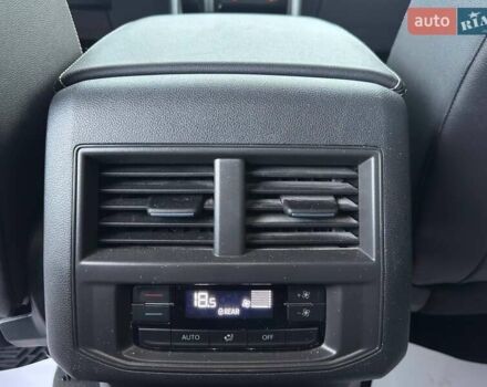 Сірий Фольксваген Atlas, об'ємом двигуна 1.98 л та пробігом 6 тис. км за 26700 $, фото 17 на Automoto.ua