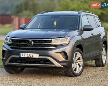 Сірий Фольксваген Atlas, об'ємом двигуна 3.6 л та пробігом 101 тис. км за 25900 $, фото 1 на Automoto.ua