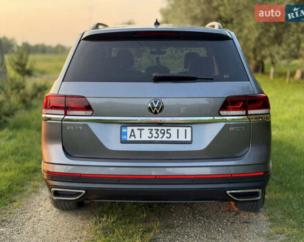 Сірий Фольксваген Atlas, об'ємом двигуна 3.6 л та пробігом 101 тис. км за 25900 $, фото 6 на Automoto.ua