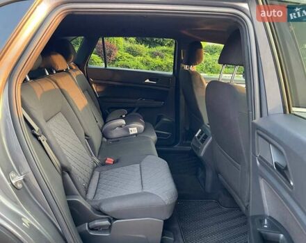 Сірий Фольксваген Atlas, об'ємом двигуна 1.98 л та пробігом 68 тис. км за 27000 $, фото 7 на Automoto.ua