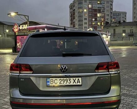 Сірий Фольксваген Atlas, об'ємом двигуна 2 л та пробігом 101 тис. км за 32000 $, фото 3 на Automoto.ua