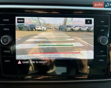 Сірий Фольксваген Atlas, об'ємом двигуна 3.6 л та пробігом 142 тис. км за 32999 $, фото 14 на Automoto.ua