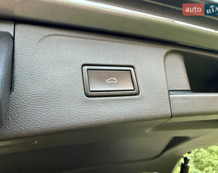 Сірий Фольксваген Atlas, об'ємом двигуна 3.6 л та пробігом 101 тис. км за 25900 $, фото 47 на Automoto.ua