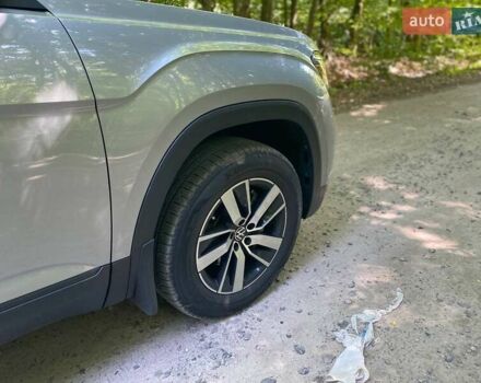 Сірий Фольксваген Atlas, об'ємом двигуна 1.98 л та пробігом 80 тис. км за 27500 $, фото 38 на Automoto.ua