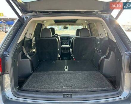 Сірий Фольксваген Atlas, об'ємом двигуна 3.6 л та пробігом 142 тис. км за 32999 $, фото 22 на Automoto.ua