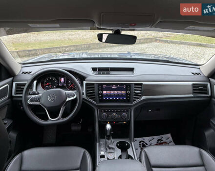Сірий Фольксваген Atlas, об'ємом двигуна 3.6 л та пробігом 104 тис. км за 23300 $, фото 11 на Automoto.ua