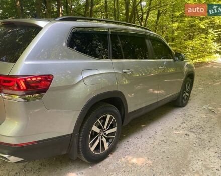Сірий Фольксваген Atlas, об'ємом двигуна 1.98 л та пробігом 80 тис. км за 27500 $, фото 6 на Automoto.ua