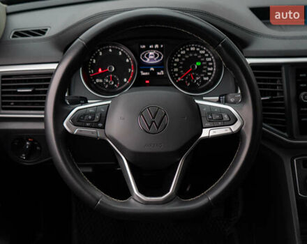 Серый Фольксваген Atlas, объемом двигателя 3.6 л и пробегом 136 тыс. км за 25999 $, фото 27 на Automoto.ua