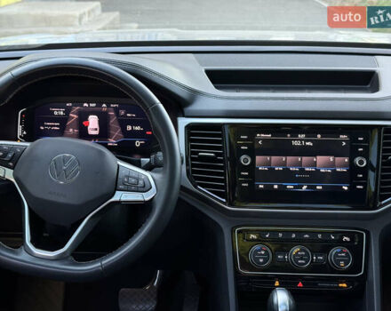 Серый Фольксваген Atlas, объемом двигателя 3.6 л и пробегом 59 тыс. км за 32999 $, фото 42 на Automoto.ua