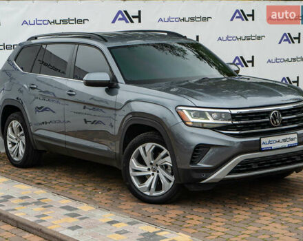 Серый Фольксваген Atlas, объемом двигателя 3.6 л и пробегом 136 тыс. км за 25999 $, фото 7 на Automoto.ua