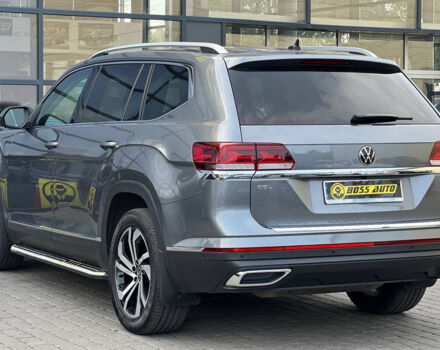 Серый Фольксваген Atlas, объемом двигателя 2 л и пробегом 45 тыс. км за 36000 $, фото 3 на Automoto.ua