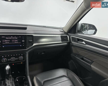 Серый Фольксваген Atlas, объемом двигателя 3.6 л и пробегом 83 тыс. км за 32999 $, фото 15 на Automoto.ua