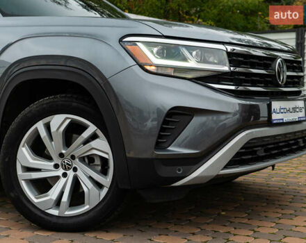 Серый Фольксваген Atlas, объемом двигателя 3.6 л и пробегом 136 тыс. км за 25999 $, фото 9 на Automoto.ua