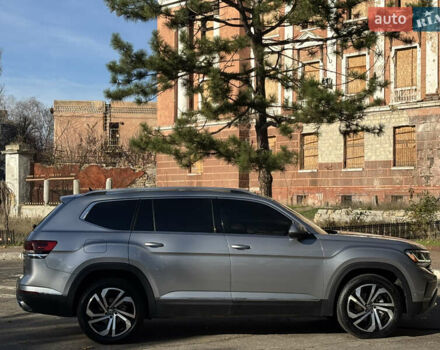 Сірий Фольксваген Atlas, об'ємом двигуна 3.6 л та пробігом 59 тис. км за 32999 $, фото 3 на Automoto.ua