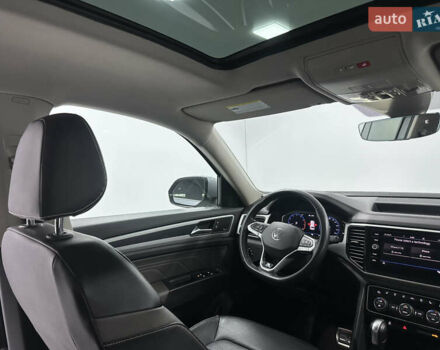 Серый Фольксваген Atlas, объемом двигателя 3.6 л и пробегом 83 тыс. км за 32999 $, фото 14 на Automoto.ua